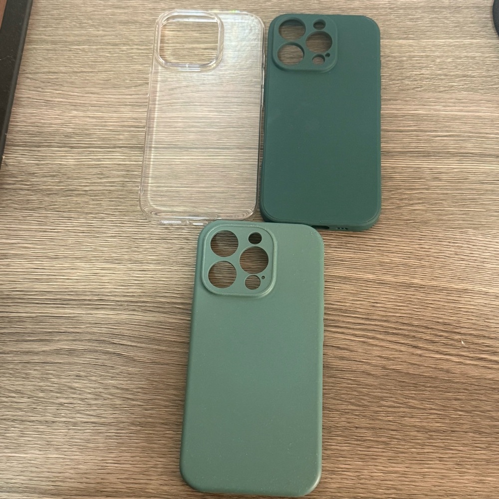 APPLE iphone 16 pro Green and Clear Phone Case Set